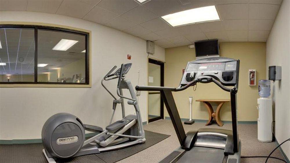 Holiday Inn Express Hotel And Suites Saint Robert By Ihg Екстер'єр фото