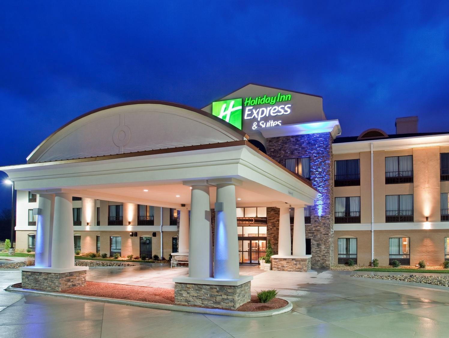 Holiday Inn Express Hotel And Suites Saint Robert By Ihg Екстер'єр фото