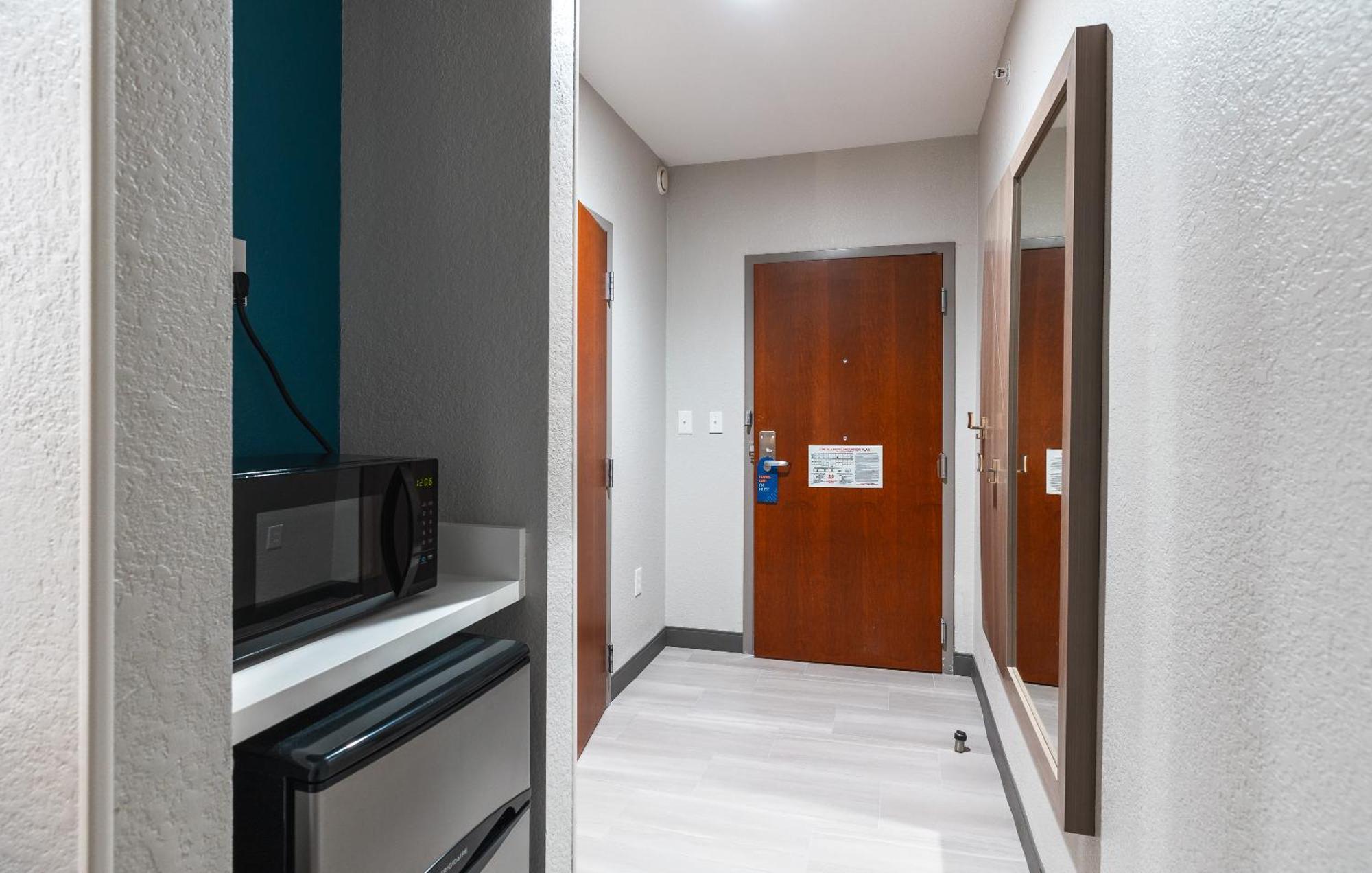 Holiday Inn Express Hotel And Suites Saint Robert By Ihg Екстер'єр фото