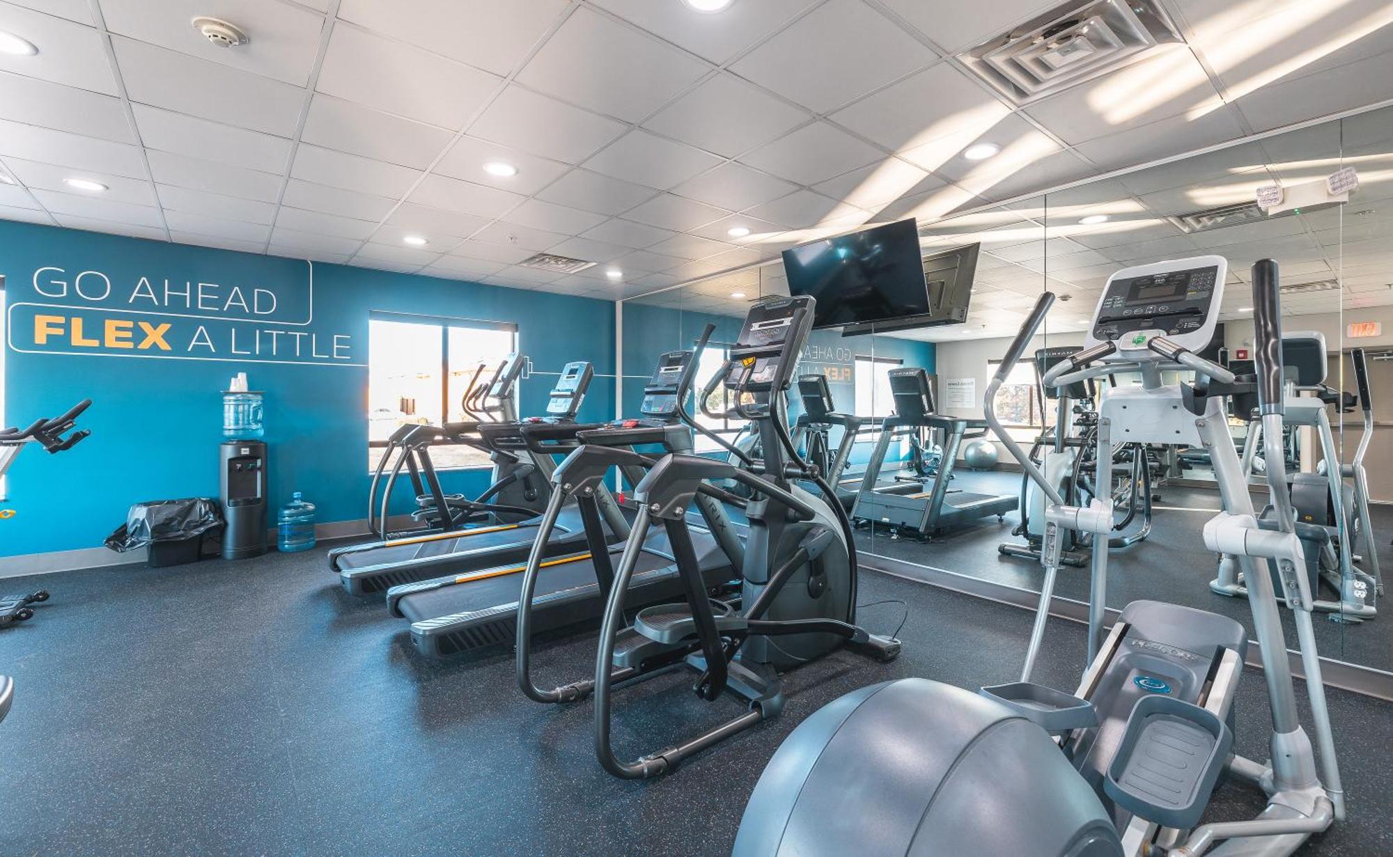 Holiday Inn Express Hotel And Suites Saint Robert By Ihg Екстер'єр фото