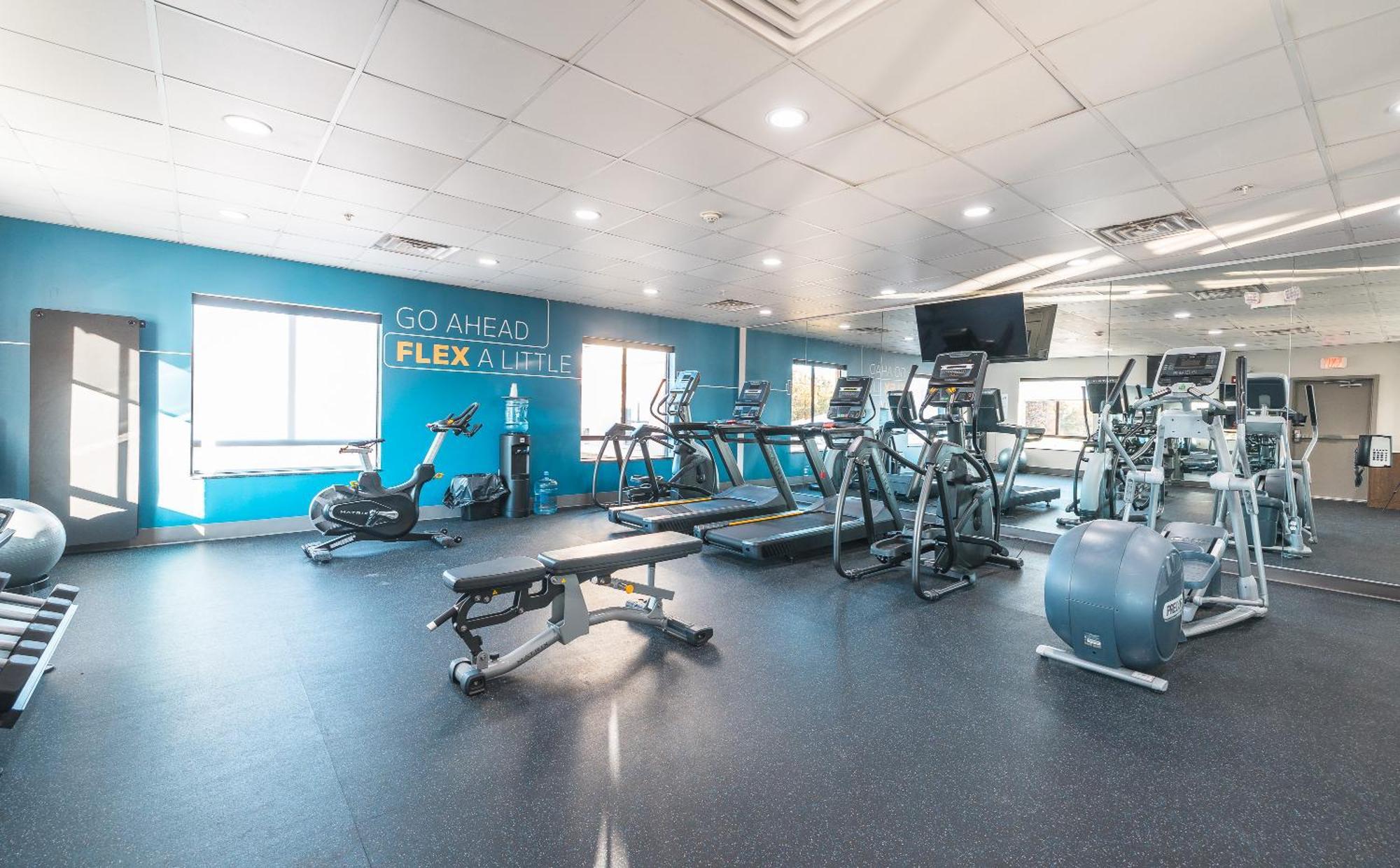Holiday Inn Express Hotel And Suites Saint Robert By Ihg Екстер'єр фото