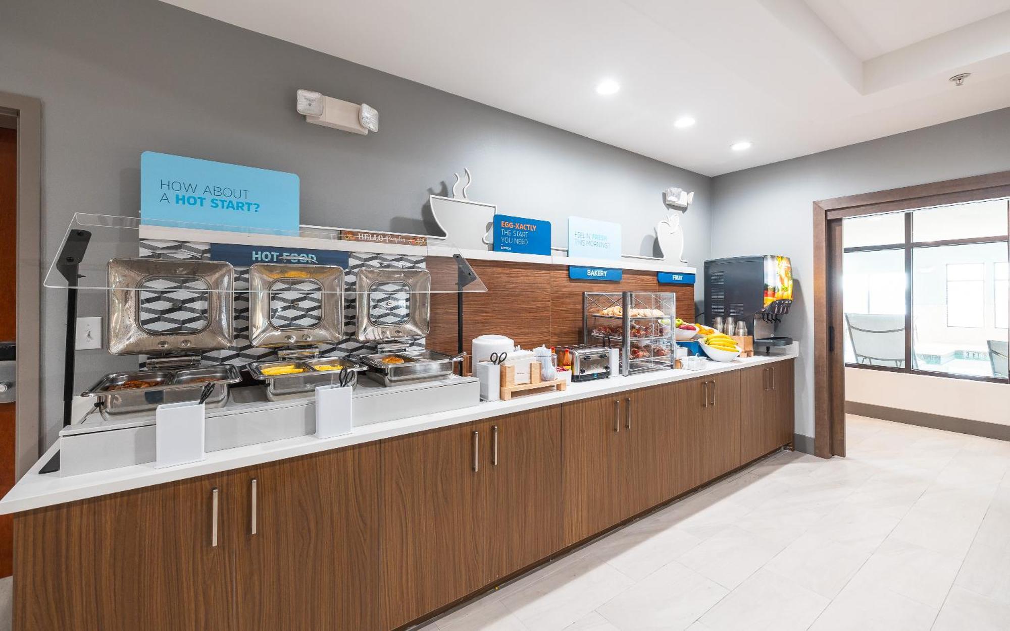 Holiday Inn Express Hotel And Suites Saint Robert By Ihg Екстер'єр фото