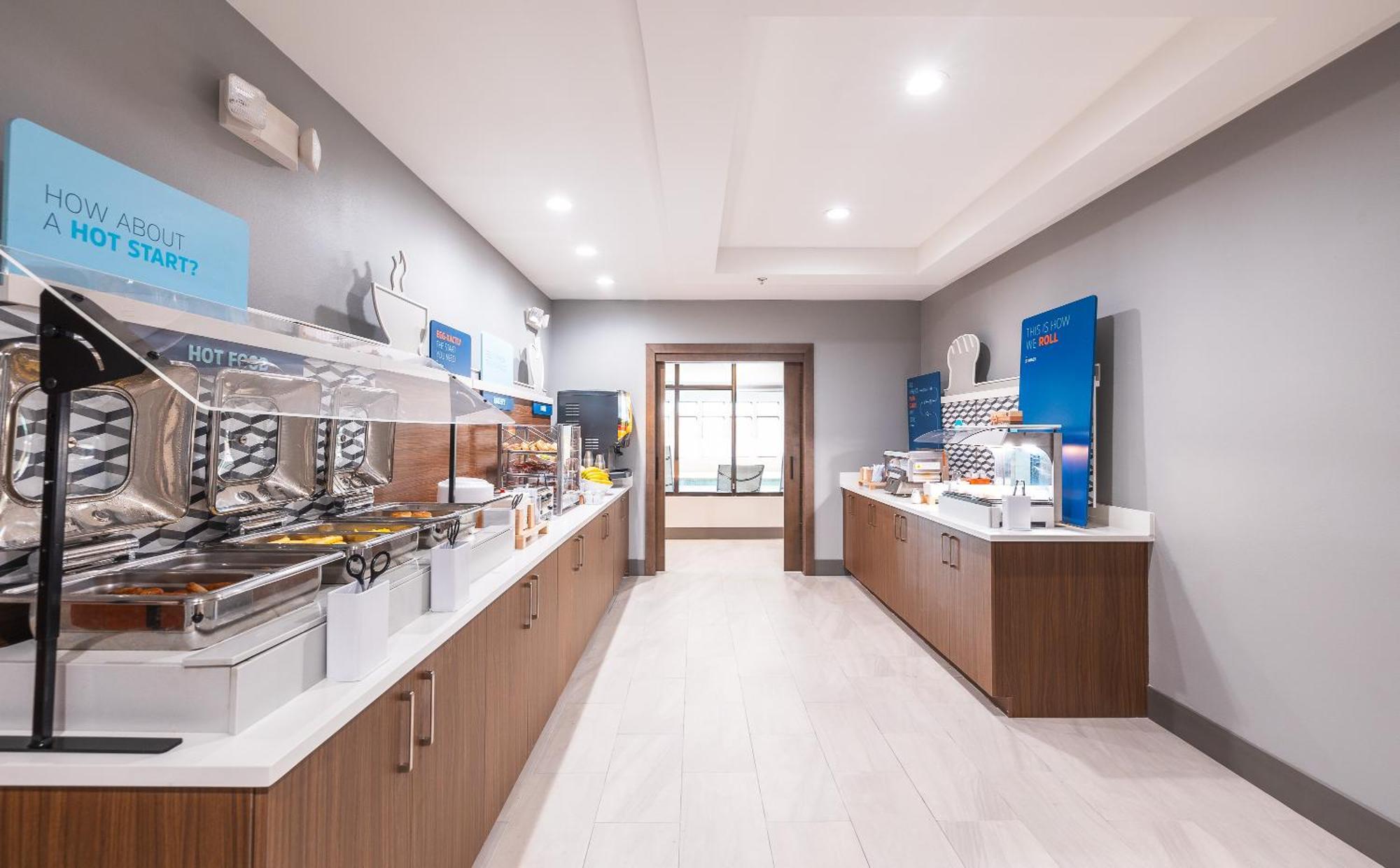 Holiday Inn Express Hotel And Suites Saint Robert By Ihg Екстер'єр фото