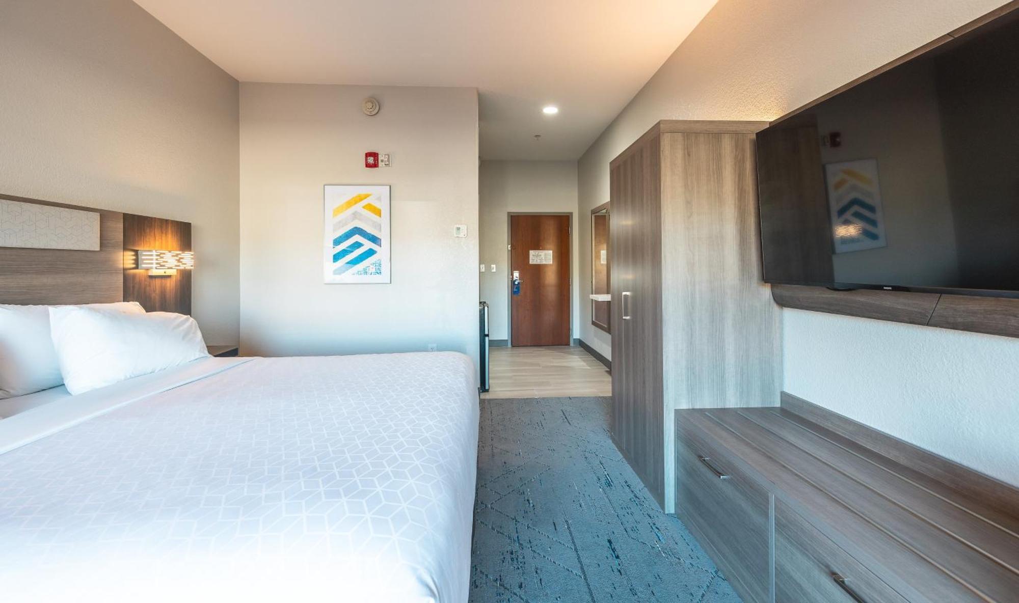 Holiday Inn Express Hotel And Suites Saint Robert By Ihg Екстер'єр фото